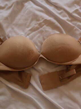 SKIMS Kim Kardashian ultimate collection push up bra 36B in clay